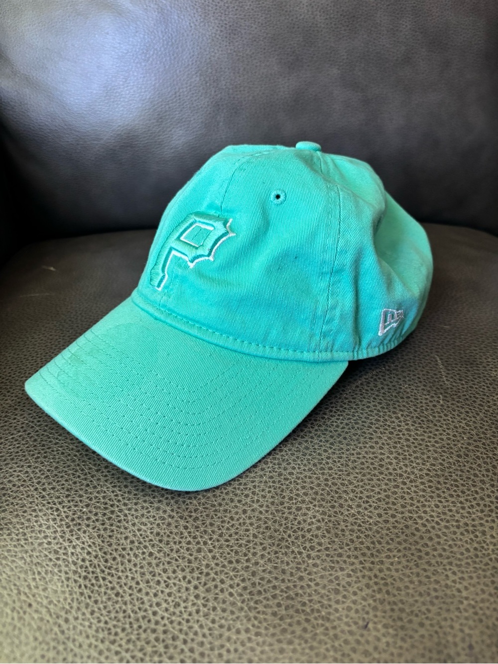 New Era Women's Teal Baseball Cap Pittsburgh Pirates adjustable